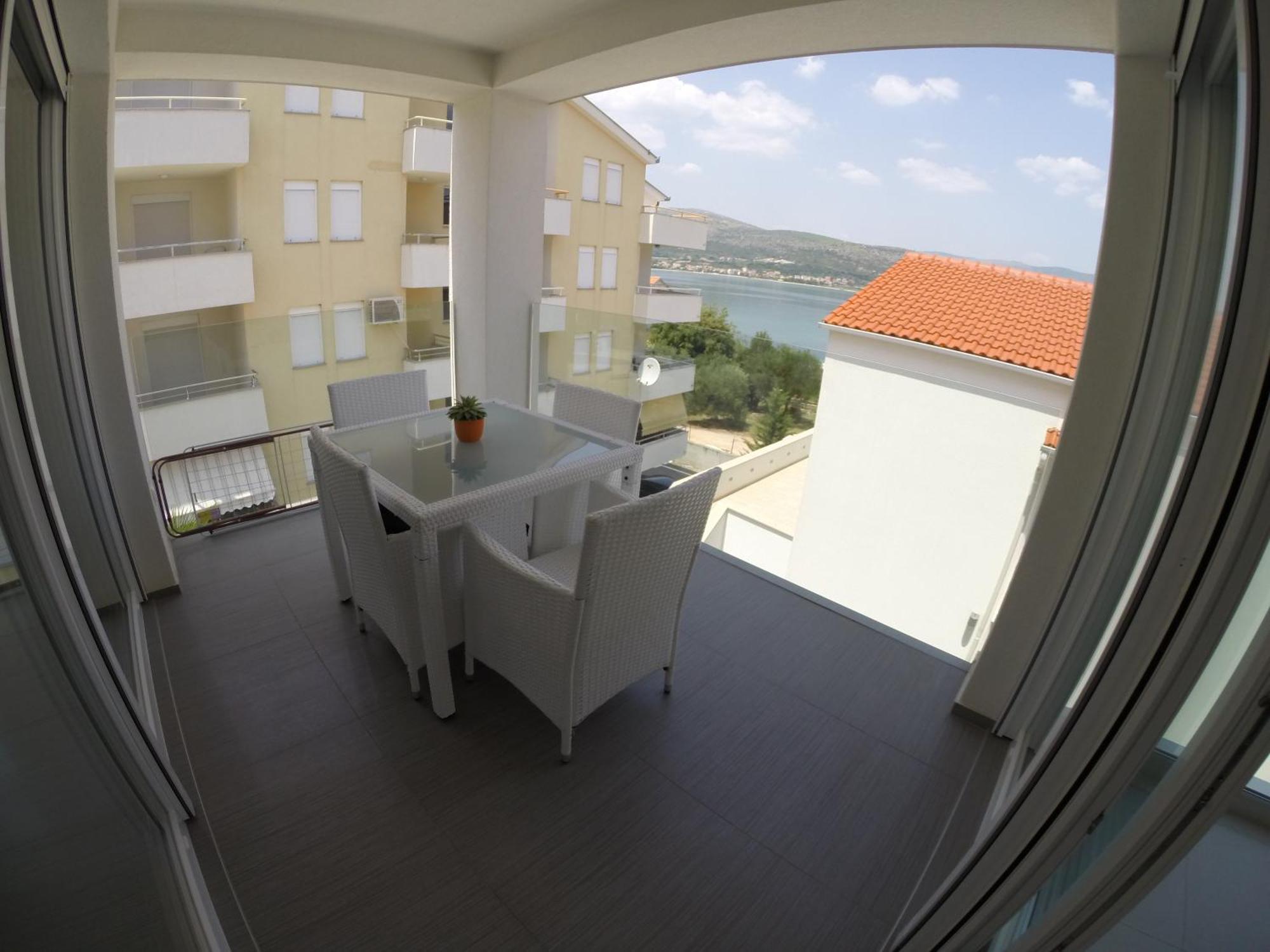 Apartments Exclusive Palace II Τρογκίρ Δωμάτιο φωτογραφία